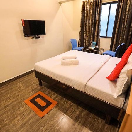 Hotel Sai Niwas Lonavala Buitenkant foto