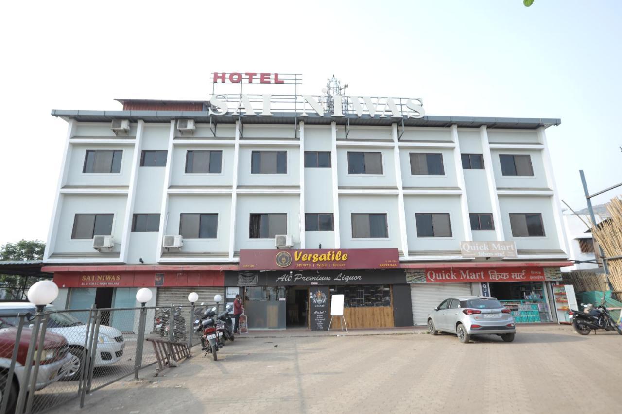 Hotel Sai Niwas Lonavala Buitenkant foto
