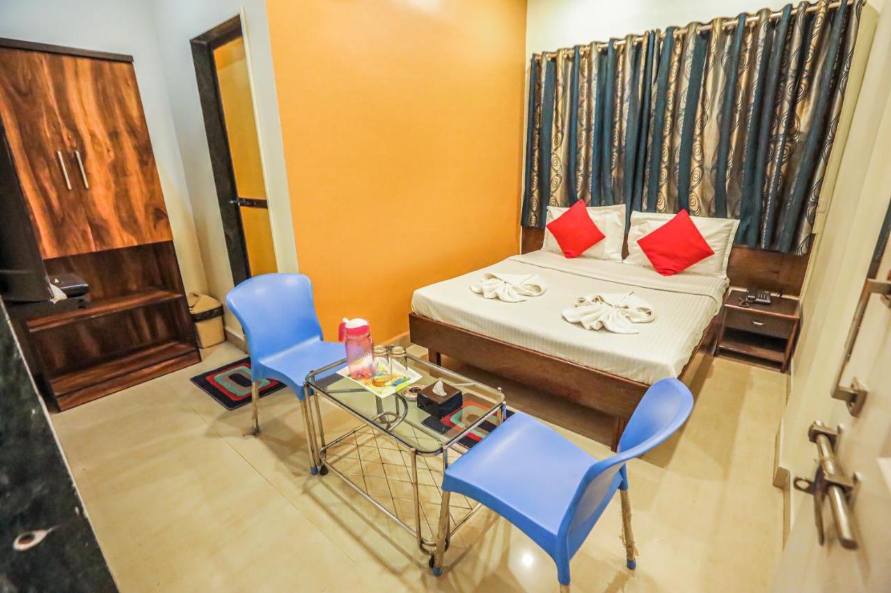 Hotel Sai Niwas Lonavala Buitenkant foto